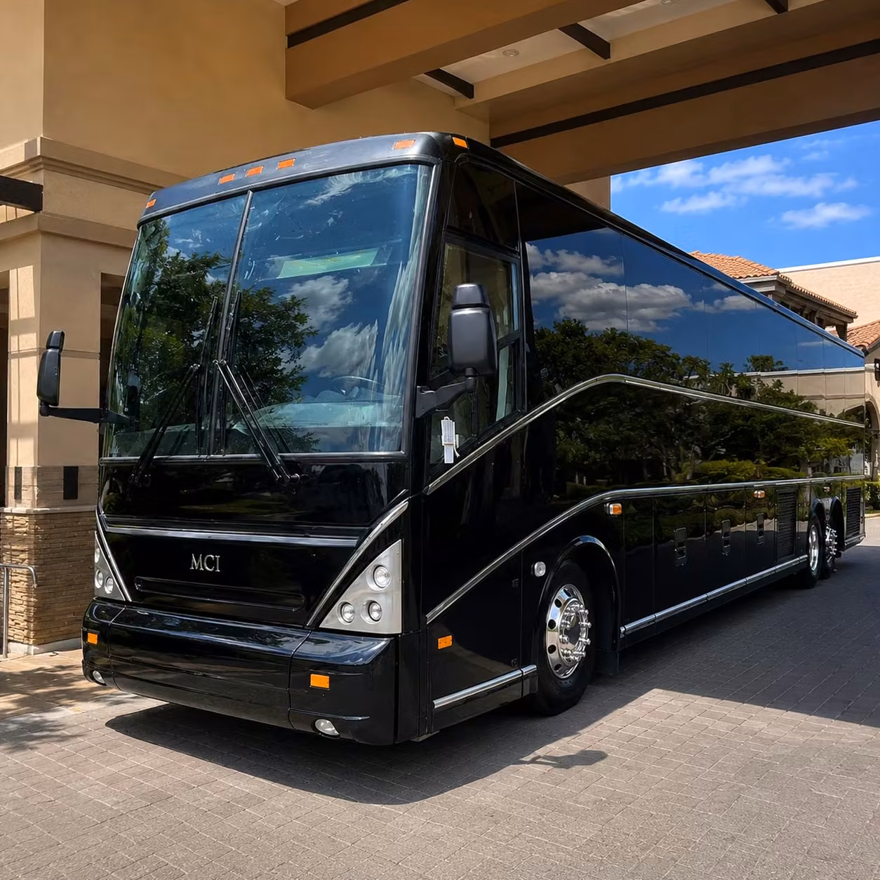 shuttle bus rentals for ppl center concerts and allentown arena events