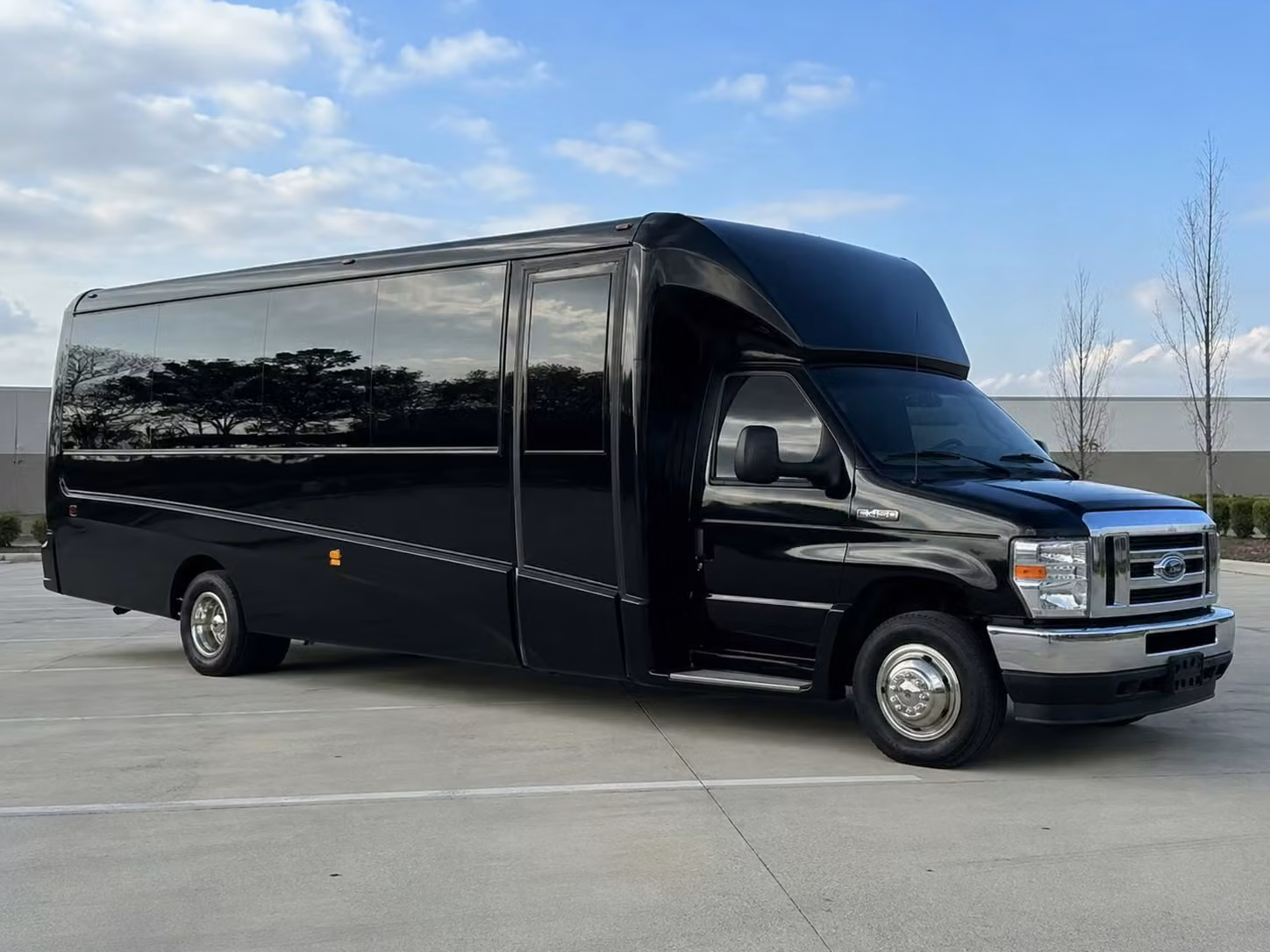 use a minibus for corporate airport transfers between allentown and the broader mid atlantic region